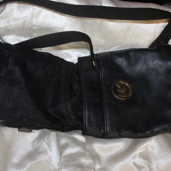 Michael Kors black Crossbody Leather messenger Bag - Picture 8 of 9